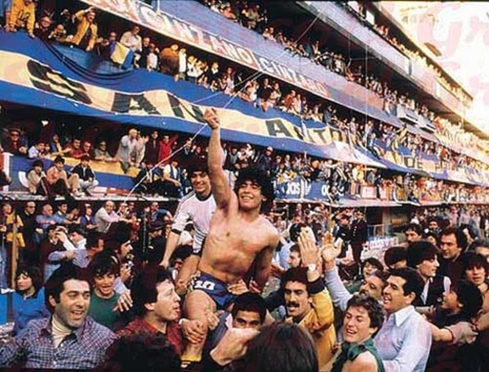Dijego Maradona u dresu Boce Juniors na La Bomboneri