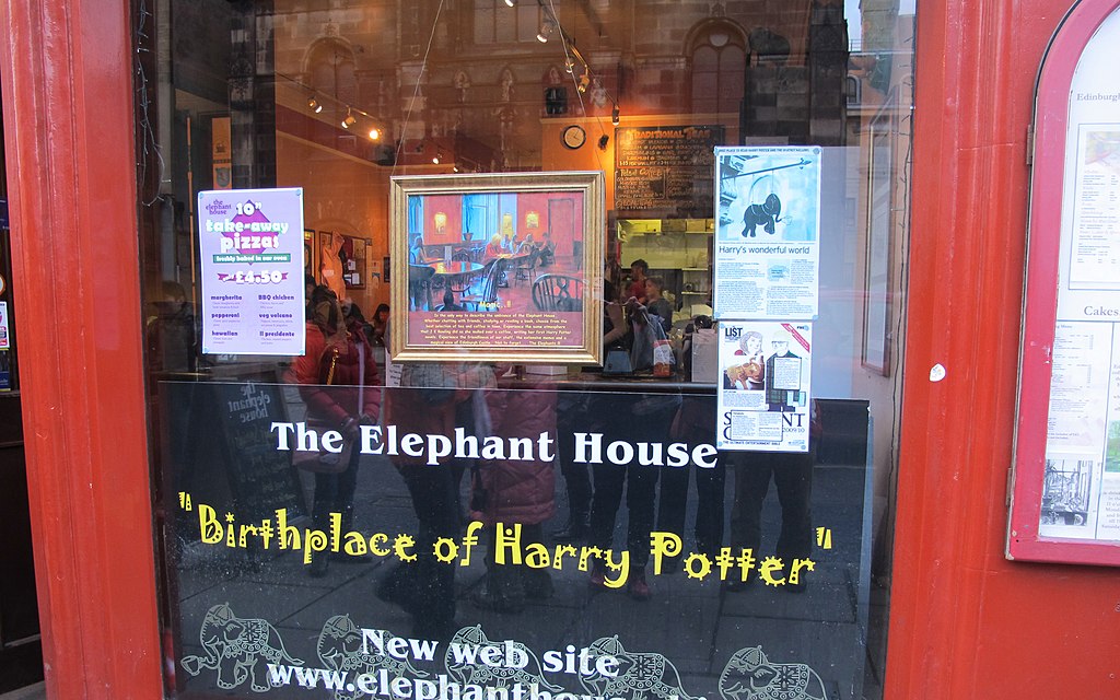 Kafić koji se često pominje kao rodno mjesto HArija Potera