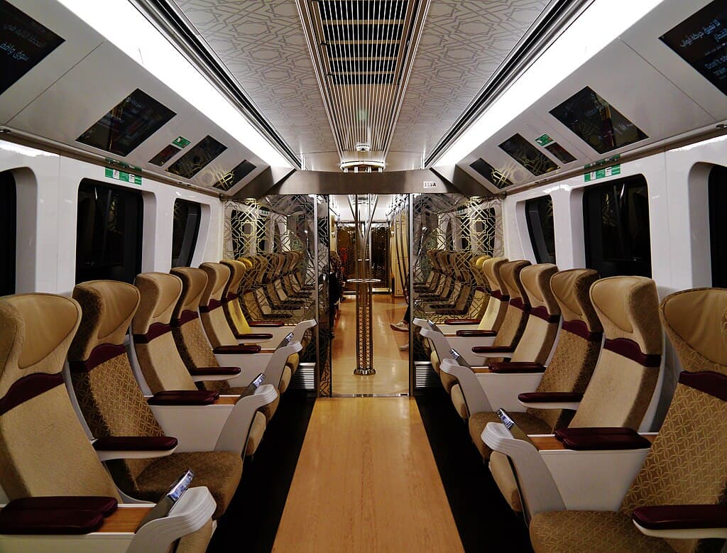 Unutrasnjost prve klase metroa u Dohi